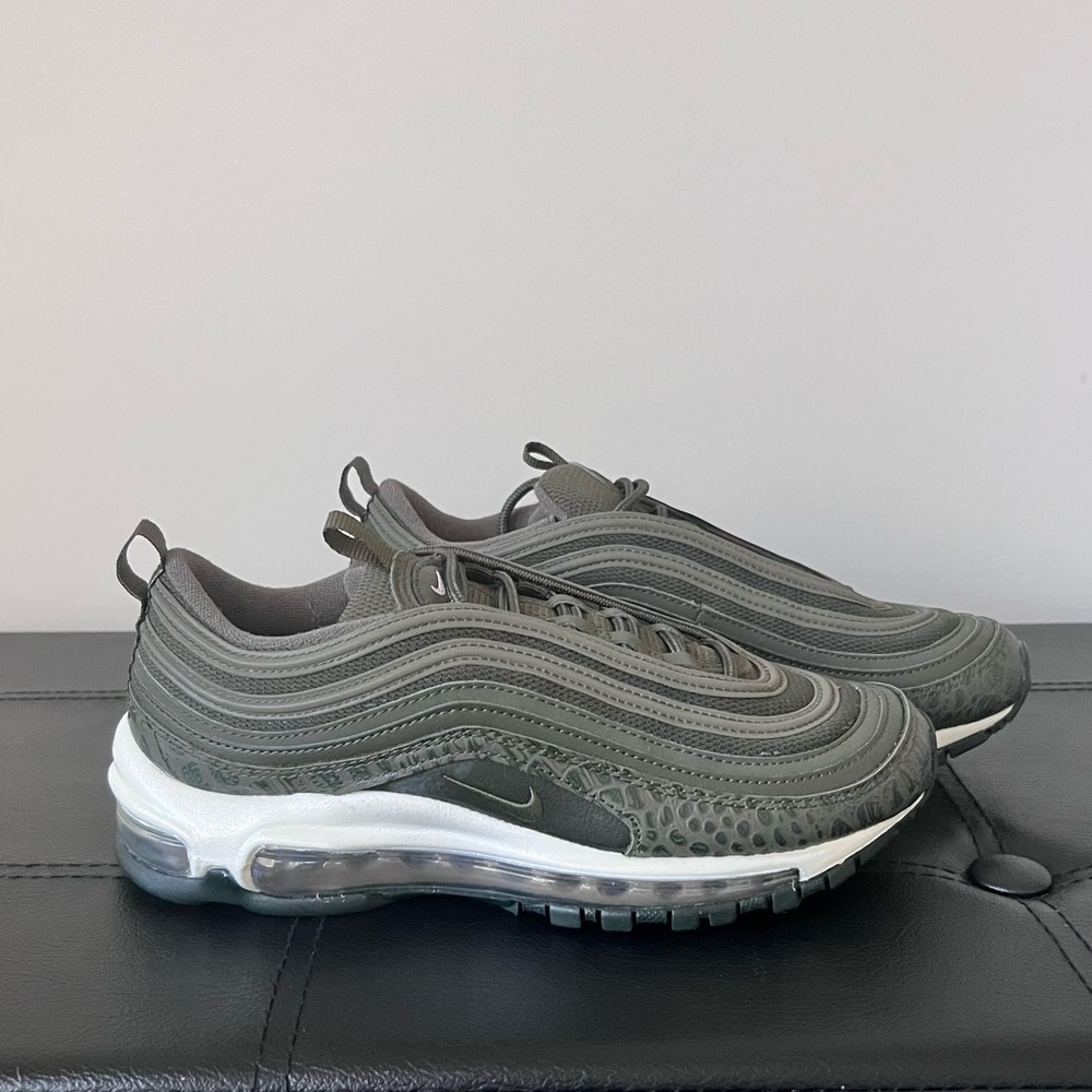 NIKE Air Max 97 BRAND NEW Women’s 6.5